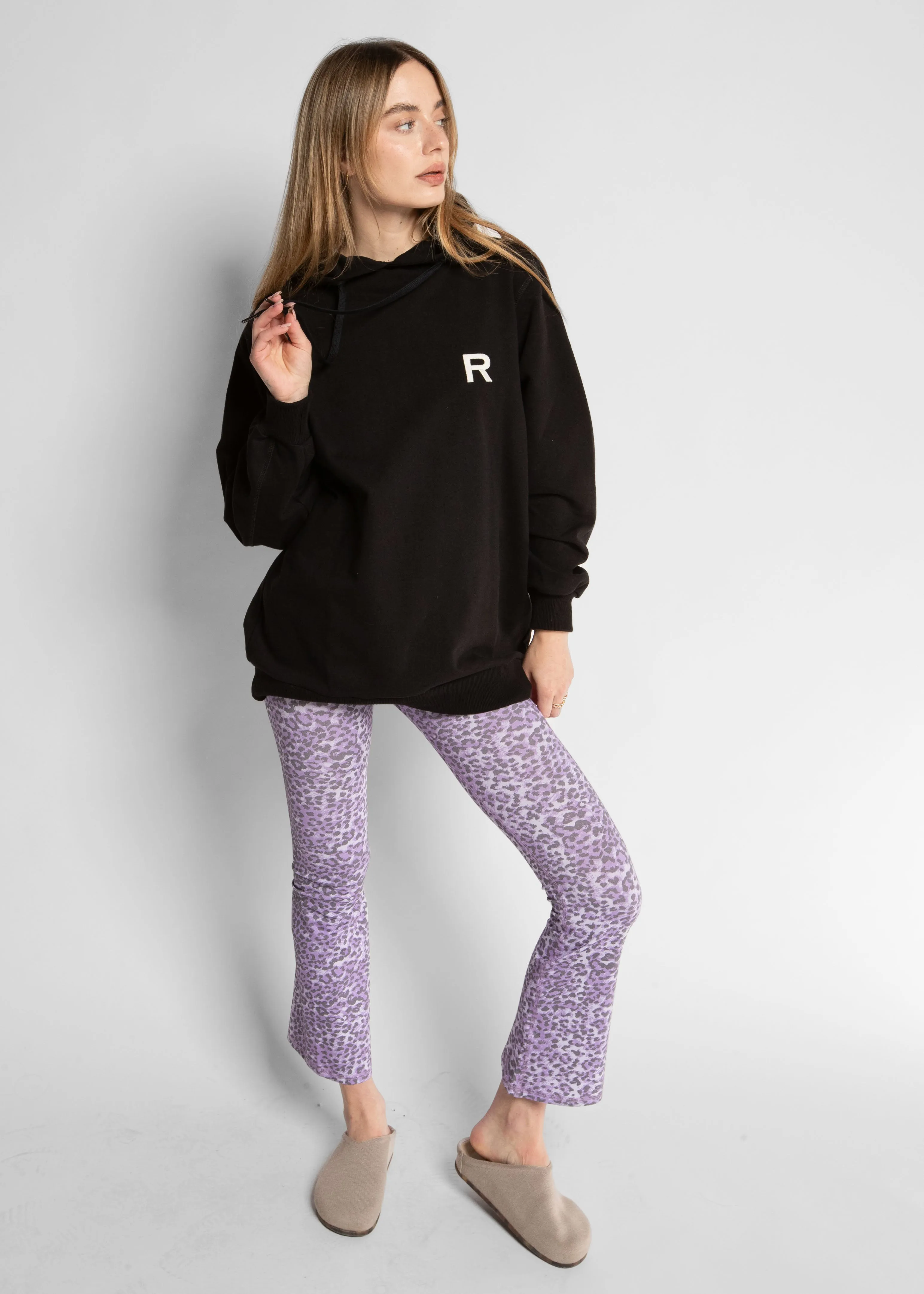 CROP LEGGINGS - LEOPARD VIOLET