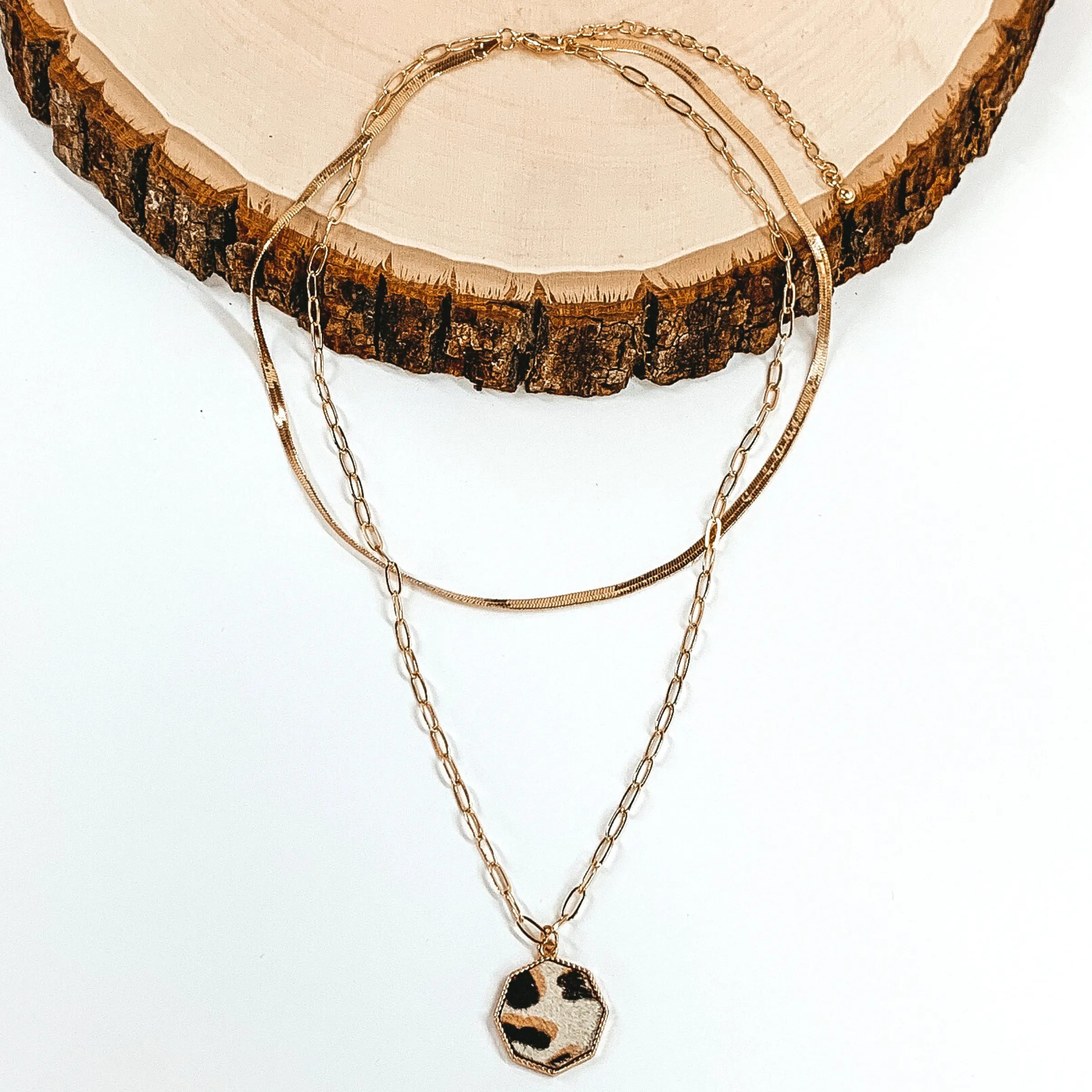 Layered Herringbone Chain Necklace in Gold Tone with Octagon Pendant in White Animal Print